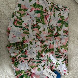 Gorgeous 5 Fin shorts